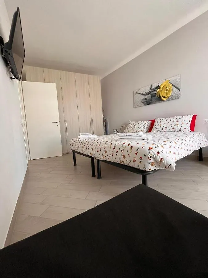 Belsorrisovarese Elegance City Residence Private Parking -With Reservation- 2*, Varese