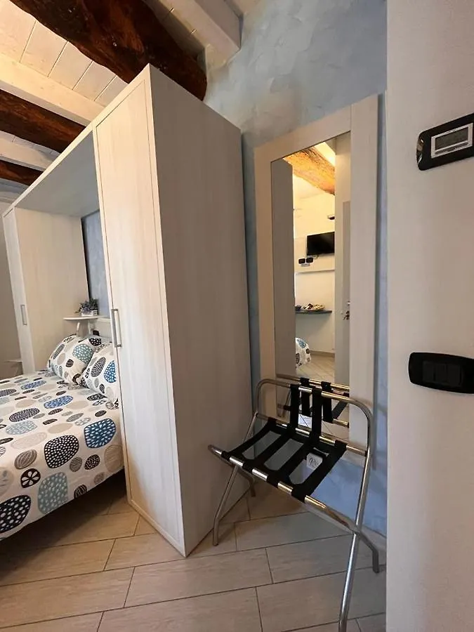 Belsorrisovarese Elegance City Residence Private Parking -With Reservation- Maison d'hôtes